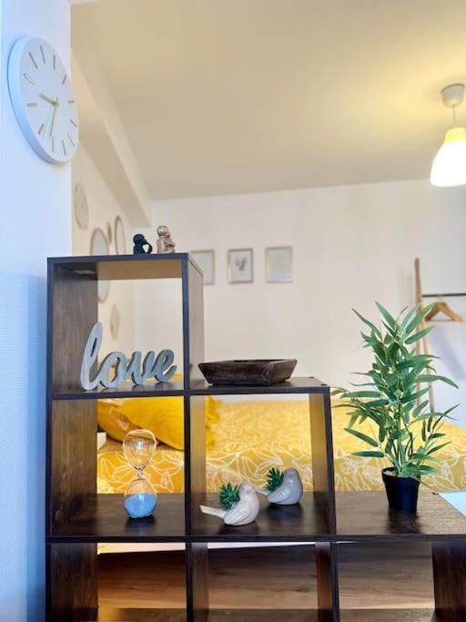 Appartement Neuf Entierement Equipe Proche Centre Amiens Luaran gambar
