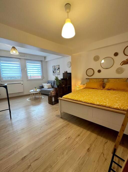Appartement Neuf Entierement Equipe Proche Centre Amiens Luaran gambar