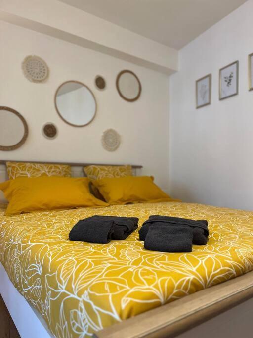 Appartement Neuf Entierement Equipe Proche Centre Amiens Luaran gambar