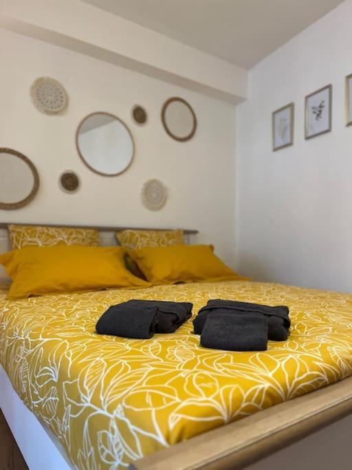 Appartement Neuf Entierement Equipe Proche Centre Amiens Luaran gambar